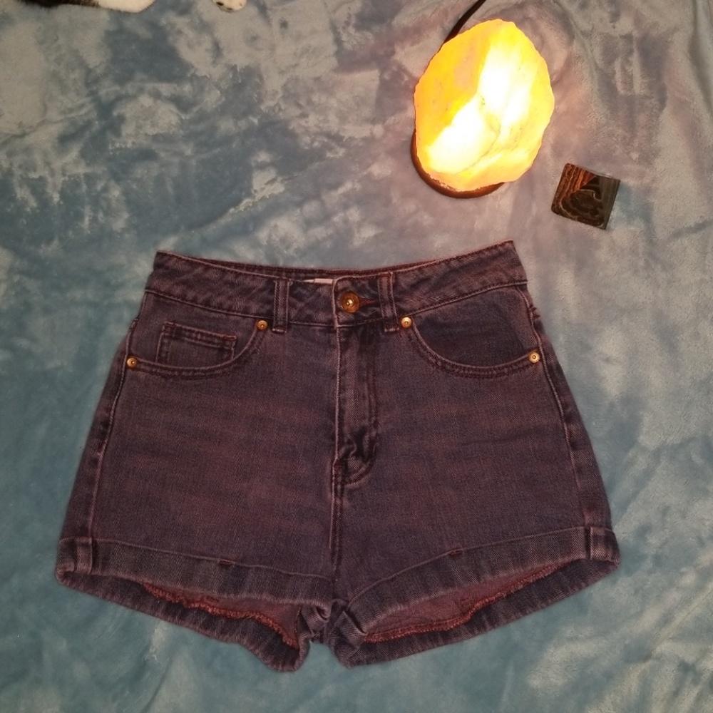 🌻High waisted denim shorts🌻